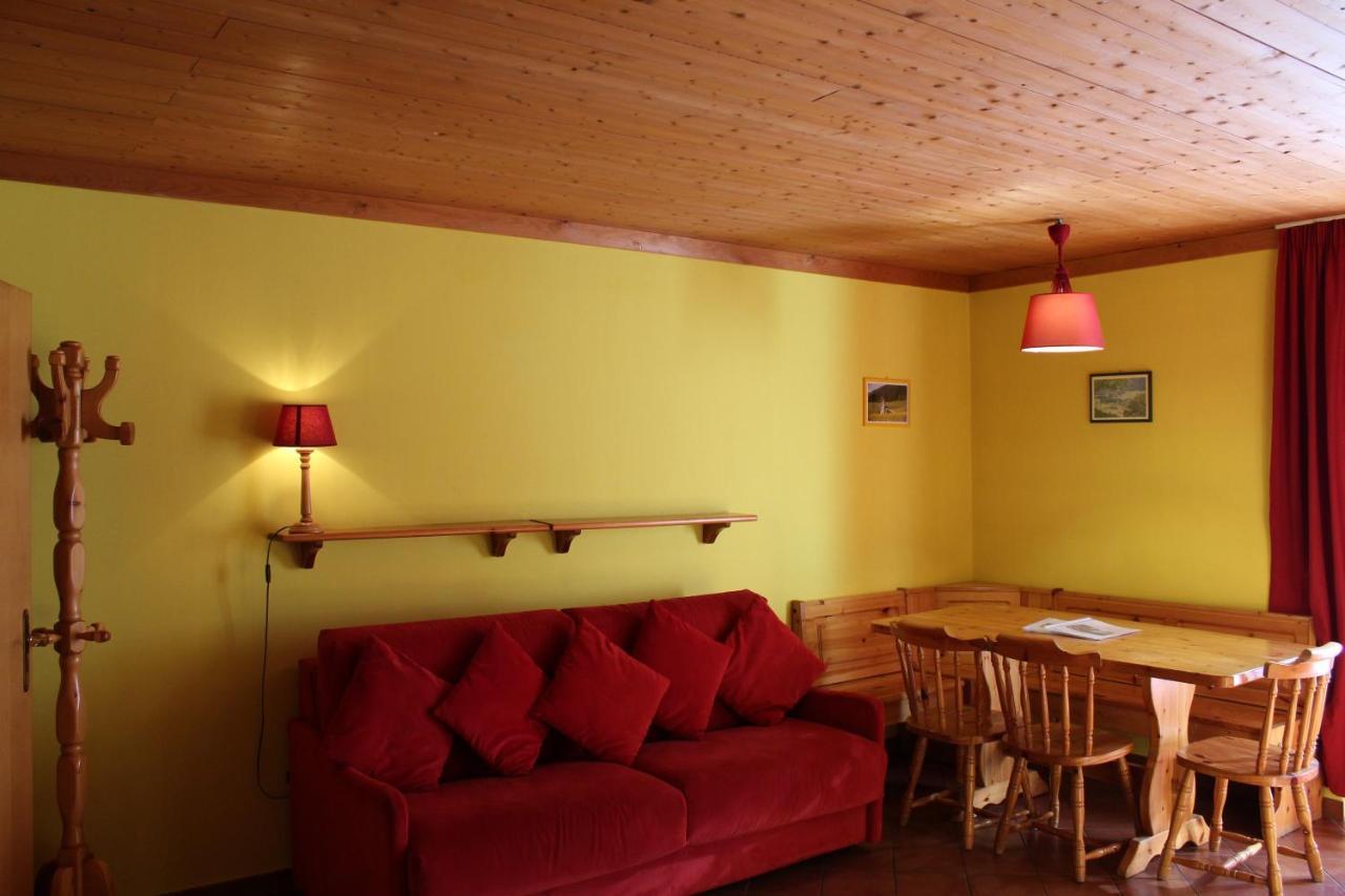Residenze Sonnenschein Casa Rossa Aparthotel Villabassa Exterior photo